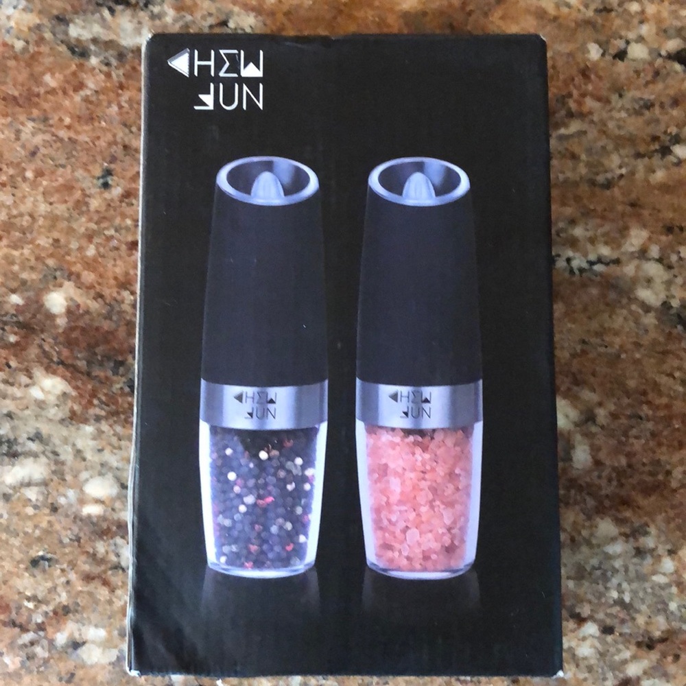 New In Box Ceramic Salt & Pepper Mill Set